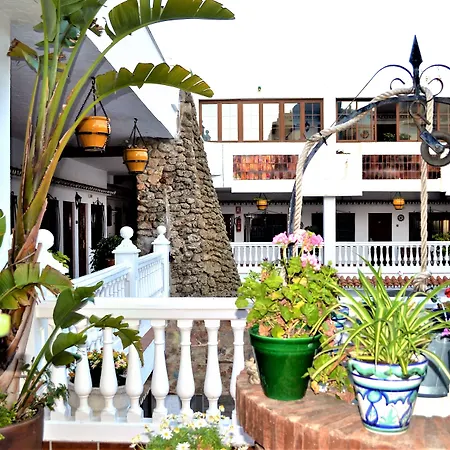 Ona Rampas 3* فوينخيرولا